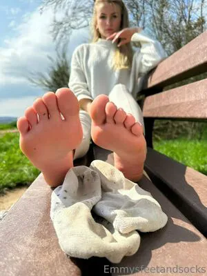 Emmyfeetandsocks OnlyFans Leaked Free Thumbnail Picture - #CUXWB6YyQS