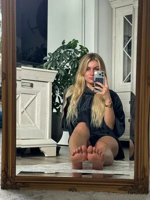 Emmyfeetandsocks OnlyFans Leaked Free Thumbnail Picture - #qddvDRIy9n