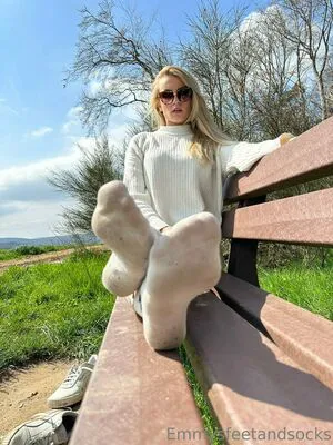 Emmyfeetandsocks OnlyFans Leaked Free Thumbnail Picture - #uFgqilsbin