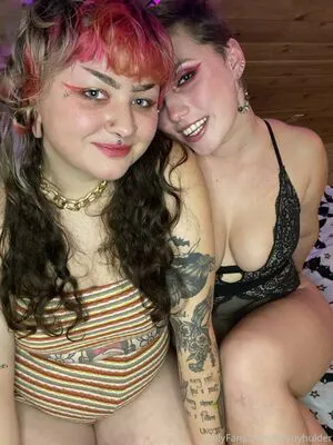 Emmyhulder OnlyFans Leaked Free Thumbnail Picture - #S2uQwT1Sb9