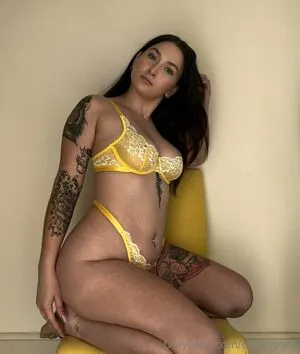 Emmyjoee OnlyFans Leaked Free Thumbnail Picture - #VNYL2yG2ti