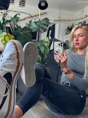 Emmysfeetandsocks OnlyFans Leaked Free Thumbnail Picture - #ETpdWdY5GE