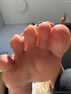 Emmysfeetandsocks OnlyFans Leaked Free Thumbnail Picture - #IMeNrWJXuj