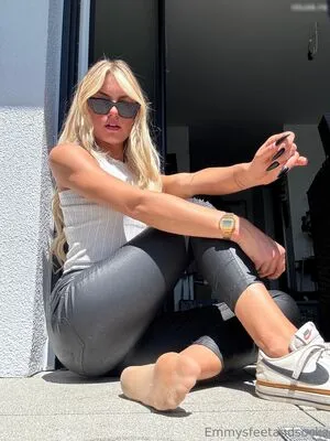 Emmysfeetandsocks OnlyFans Leaked Free Thumbnail Picture - #MLU4Y6Wswr
