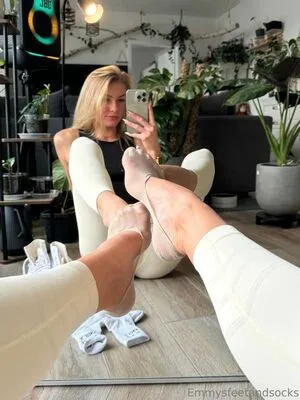 Emmysfeetandsocks OnlyFans Leaked Free Thumbnail Picture - #PL7So4PbbD