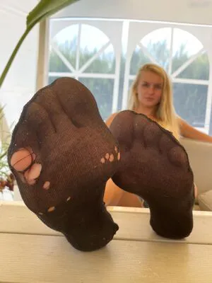 Emmysfeetandsocks OnlyFans Leaked Free Thumbnail Picture - #QBNJkonVTH