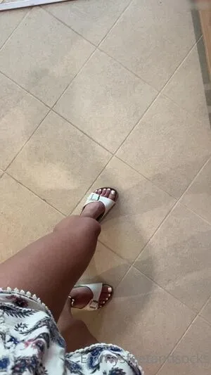 Emmysfeetandsocks OnlyFans Leaked Free Thumbnail Picture - #koeIv4RlMP