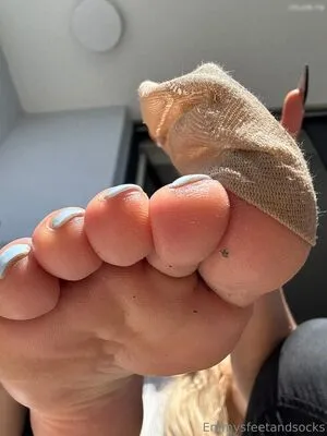 Emmysfeetandsocks OnlyFans Leaked Free Thumbnail Picture - #rRxvebWT2d