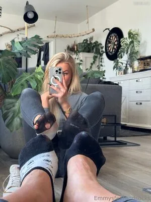Emmysfeetandsocks OnlyFans Leaked Free Thumbnail Picture - #ta1CINlcay