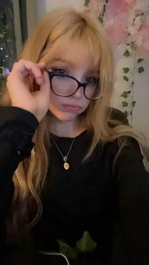 Emmyuh OnlyFans Leaked Free Thumbnail Picture - #77Uinbznbn