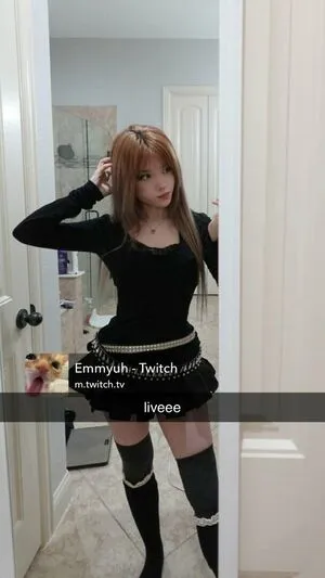 Emmyuh OnlyFans Leaked Free Thumbnail Picture - #4MnbPyUZKw