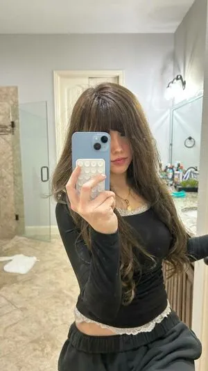 Emmyuh OnlyFans Leaked Free Thumbnail Picture - #pyvLflN3Z5