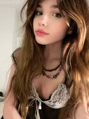 Emmyuh OnlyFans Leaked Free Thumbnail Picture - #4DnDoBMBge