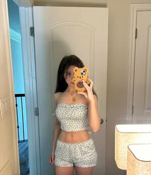 Emmyuh OnlyFans Leaked Free Thumbnail Picture - #4mVty16077