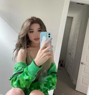 Emmyuh OnlyFans Leaked Free Thumbnail Picture - #5nVetteyfn