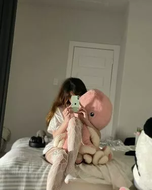 Emmyuh OnlyFans Leaked Free Thumbnail Picture - #6rVdWgPXjg
