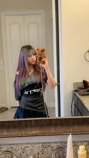 Emmyuh OnlyFans Leaked Free Thumbnail Picture - #7qEmalaqFA