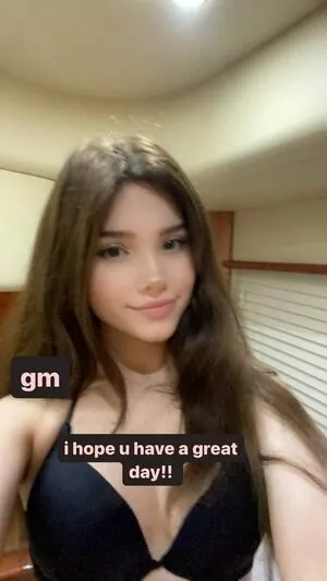 Emmyuh OnlyFans Leaked Free Thumbnail Picture - #HJSAZKyYKJ
