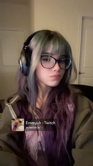 Emmyuh OnlyFans Leaked Free Thumbnail Picture - #LDHwr5MzwL