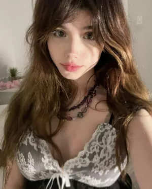 Emmyuh OnlyFans Leaked Free Thumbnail Picture - #PfadzS257H