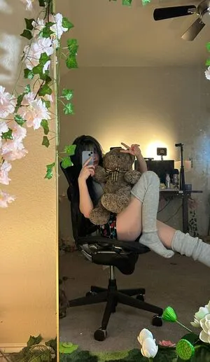 Emmyuh OnlyFans Leaked Free Thumbnail Picture - #VxIniVPwDd