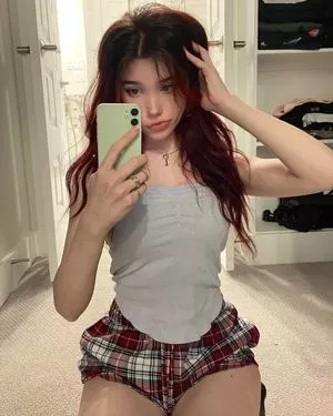 Emmyuh OnlyFans Leaked Free Thumbnail Picture - #hnDalfDMN4