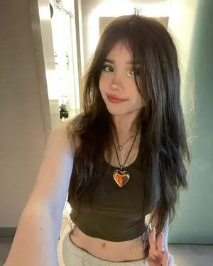 Emmyuh OnlyFans Leaked Free Thumbnail Picture - #ml84hNIrdu
