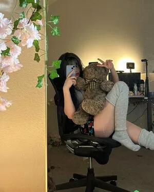 Emmyuh OnlyFans Leaked Free Thumbnail Picture - #t6GjNL6a0v