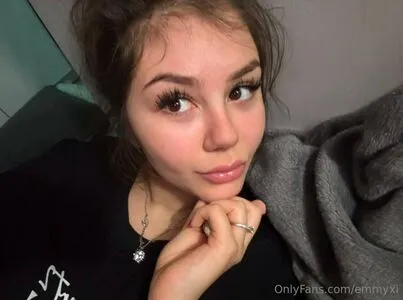 Emmyxi OnlyFans Leaked Free Thumbnail Picture - #WctMX99oL3