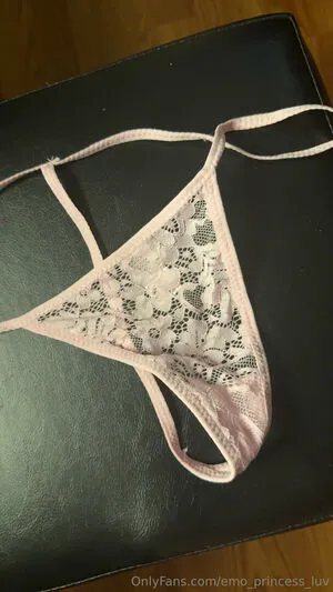 Emo Princess Luv OnlyFans Leaked Free Thumbnail Picture - #ShE2Wu6nkg