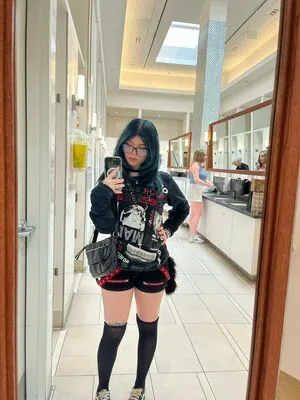 Emoassyrian OnlyFans Leaked Free Thumbnail Picture - #JLxDrSFjRd