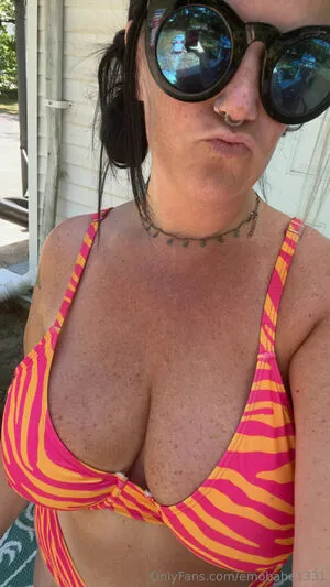 Emobabe1331 OnlyFans Leaked Free Thumbnail Picture - #1vZCAmF39j