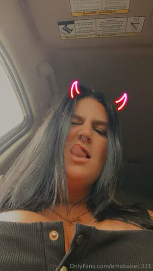 Emobabe1331 OnlyFans Leaked Free Thumbnail Picture - #N5JUD3CKDv