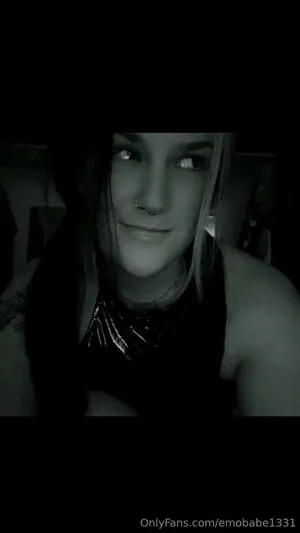 Emobabe1331 OnlyFans Leaked Free Thumbnail Picture - #bUdOsu6ADr