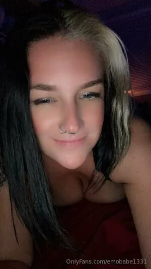 Emobabe1331 OnlyFans Leaked Free Thumbnail Picture - #ygGNPsXMNn