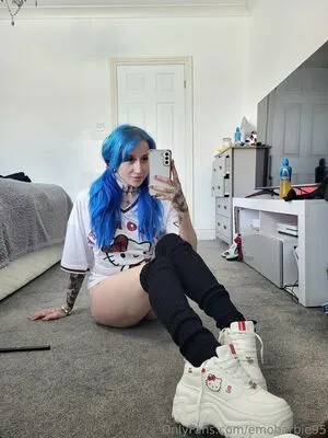 Emobarbie95 OnlyFans Leaked Free Thumbnail Picture - #Z6eQHbKbIs