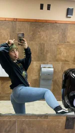 Emocranberries OnlyFans Leaked Free Thumbnail Picture - #d0DdT1Q1w4