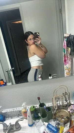Emocranberries OnlyFans Leaked Free Thumbnail Picture - #w389InFRYs