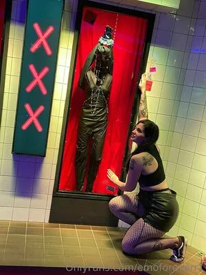 Emoforeverr1 OnlyFans Leaked Free Thumbnail Picture - #5Ki6c1YAdx