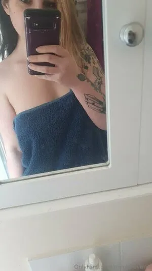 Emoforeverr1 OnlyFans Leaked Free Thumbnail Picture - #wyxQrgxUJZ