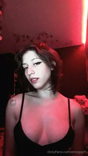 Emoggirl OnlyFans Leaked Free Thumbnail Picture - #LAWoXB6tEJ