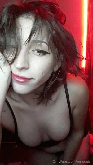 Emoggirl OnlyFans Leaked Free Thumbnail Picture - #etk9zoVbLa