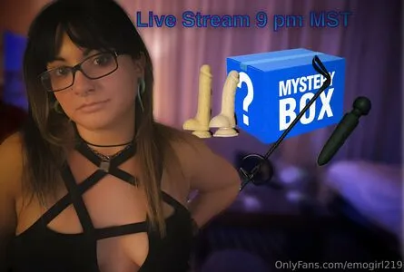 Emogirl219 OnlyFans Leaked Free Thumbnail Picture - #7A3AI6RdBy