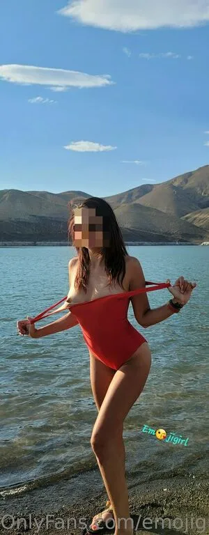 Emojigirl1984 OnlyFans Leaked Free Thumbnail Picture - #l5Mdrzy3Hd
