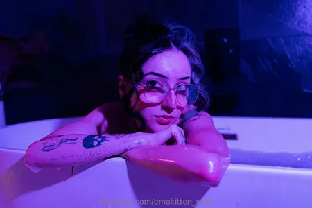 Emokitten_xoxo OnlyFans Leaked Free Thumbnail Picture - #13ZFb0OOWz