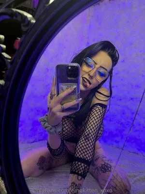 Emokitten_xoxo OnlyFans Leaked Free Thumbnail Picture - #FCT9dFsRGZ