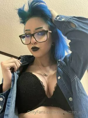 Emokitten_xoxo OnlyFans Leaked Free Thumbnail Picture - #KRlGWtvCKH