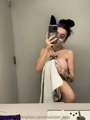 Emokitten_xoxo OnlyFans Leaked Free Thumbnail Picture - #d07nKBIJ1Q