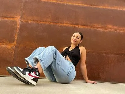 Emonthebrain OnlyFans Leaked Free Thumbnail Picture - #9zldU0ob43