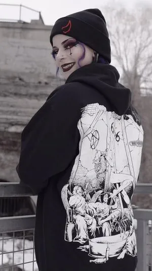 Emonyx OnlyFans Leaked Free Thumbnail Picture - #j4LH27AGdb